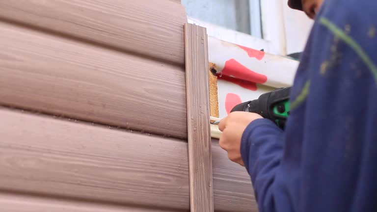 Historical Building Siding Restoration in North Weeki Wachee, FL